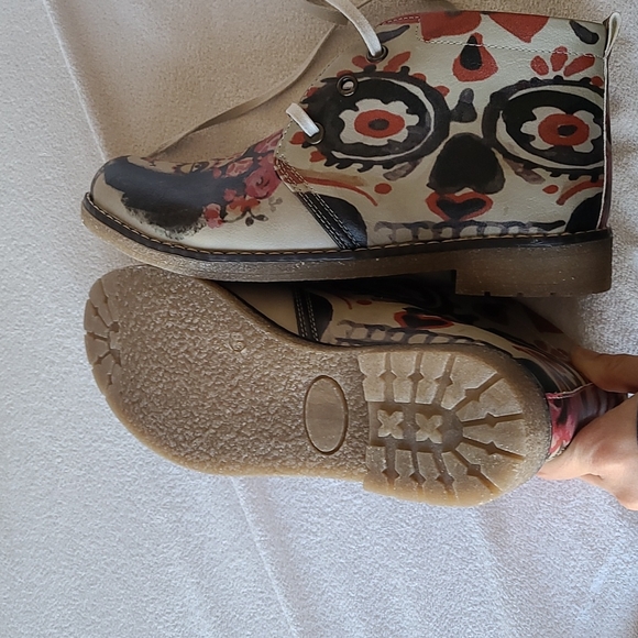 Goby Made in Turkey Shoes Size 8 - Picture 4 of 5